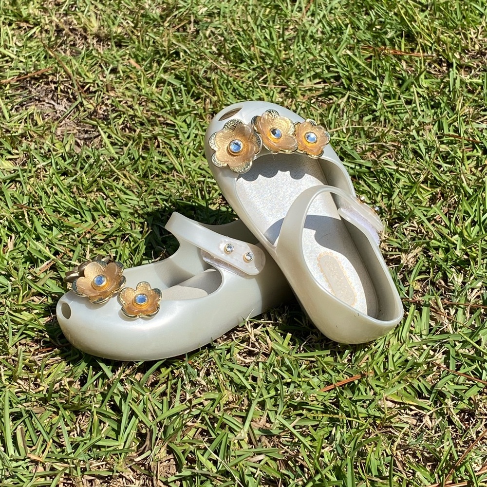 Mini Melissa Ivory with Gold Flowers